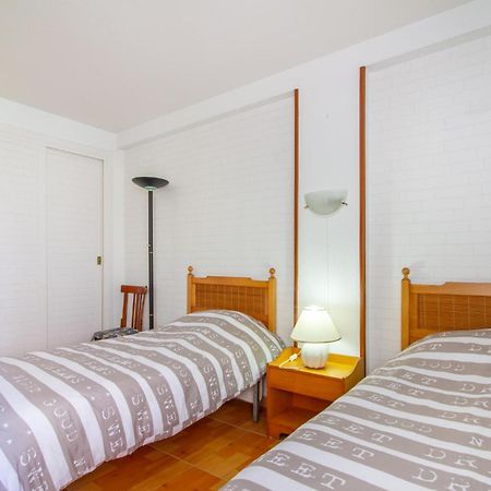 Stunning Apartment In Gandia With Kitchen Eksteriør bilde