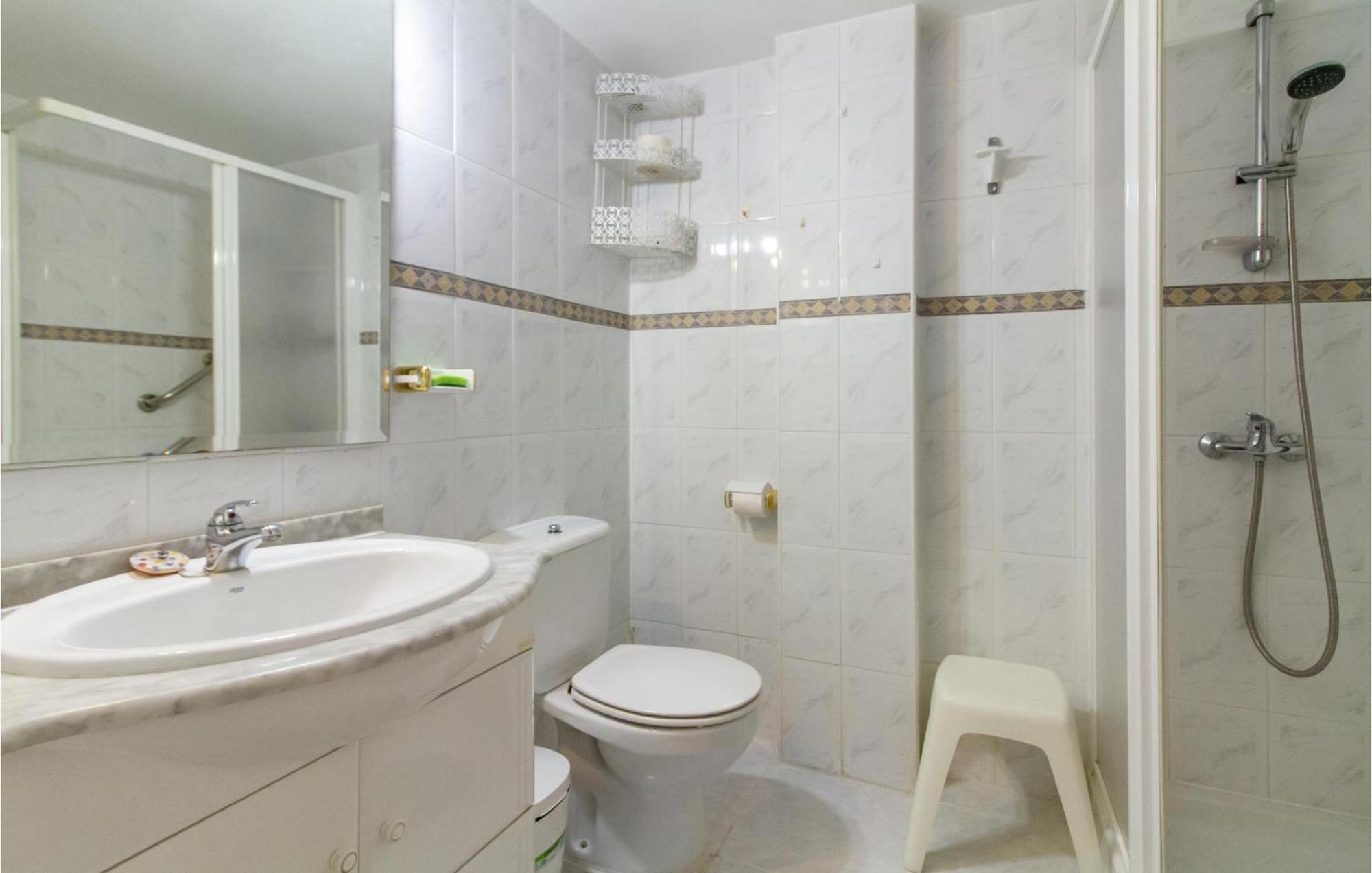 Stunning Apartment In Gandia With Kitchen Eksteriør bilde